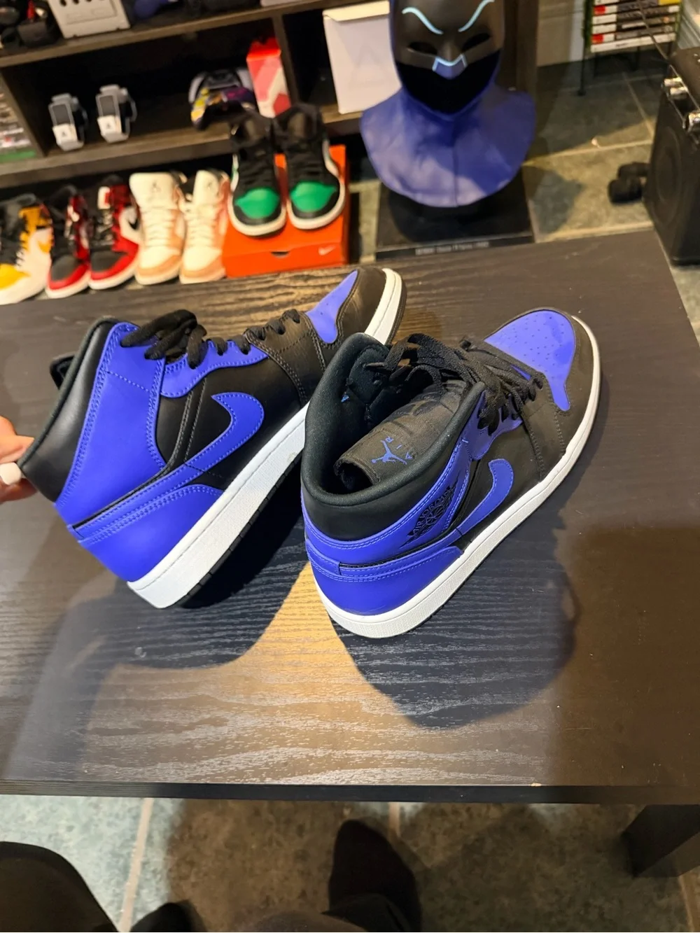 Jordan Retro High Top Sneakers - Black / Royal Blue